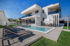 Villa Andris-luxury villa near sandy beach - by TRAVELER tourist agency KRK